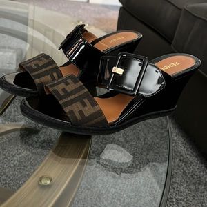 Fendi Black Patent Leather And FF Zucca Canvas Wedge Slide Sandals Size 40